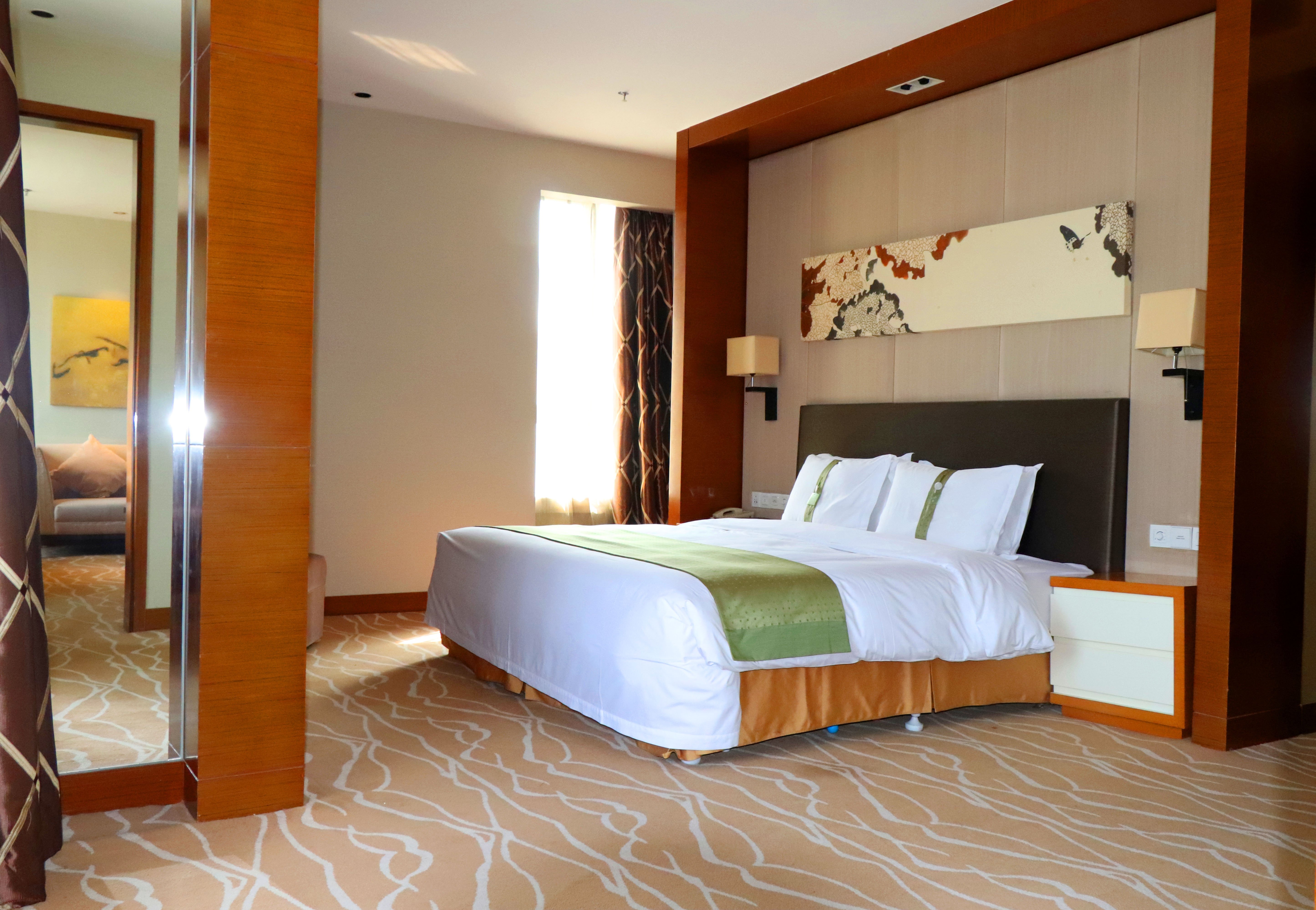 holiday inn panjin aqua city by ihg