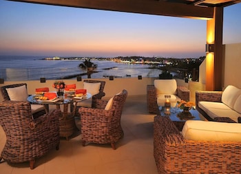 alexander the great beach hotel