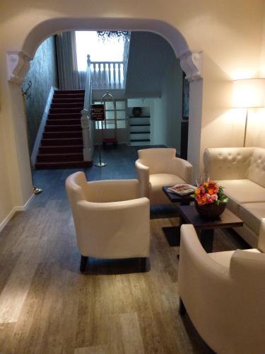 hotel rheinischer hof