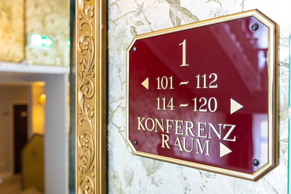 hotel rheinischer hof