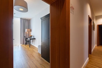 hotel rheinischer hof
