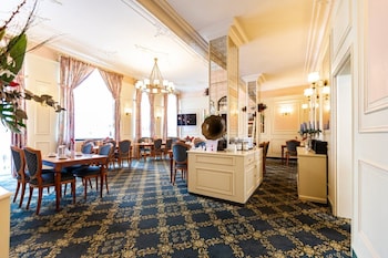 hotel rheinischer hof