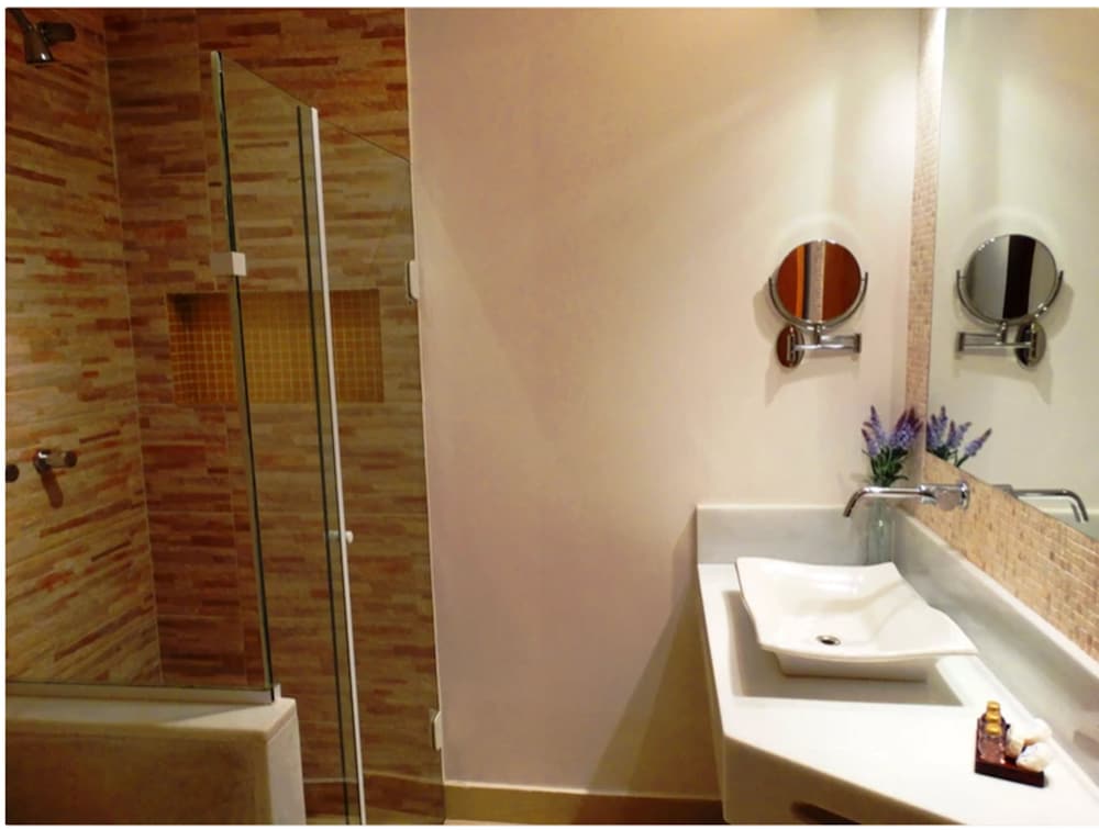 recanto das andorinhas studio