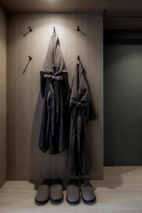 king park avenue adults only