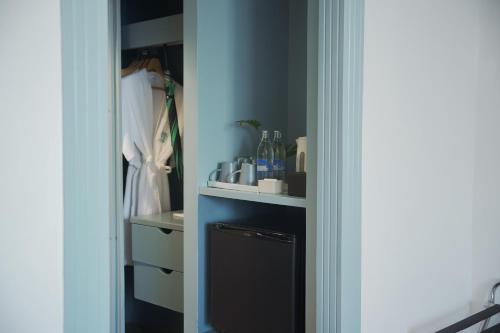 king park avenue adults only