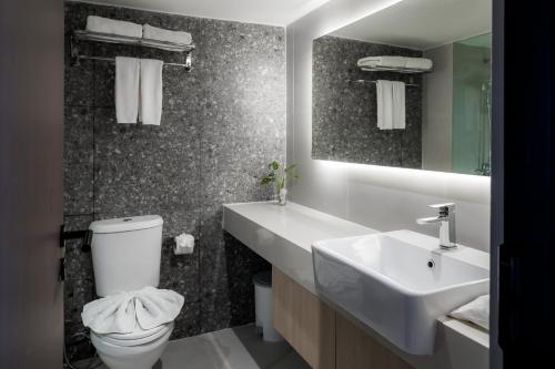 king park avenue adults only