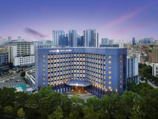 atour hotel shenzhen bantian zhongcheng