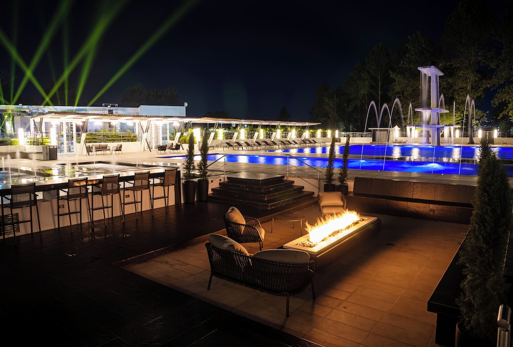 eurobuilding tama san cristobal