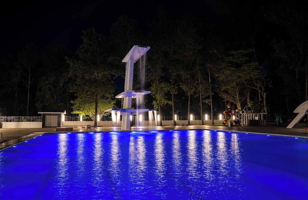 eurobuilding tama san cristobal