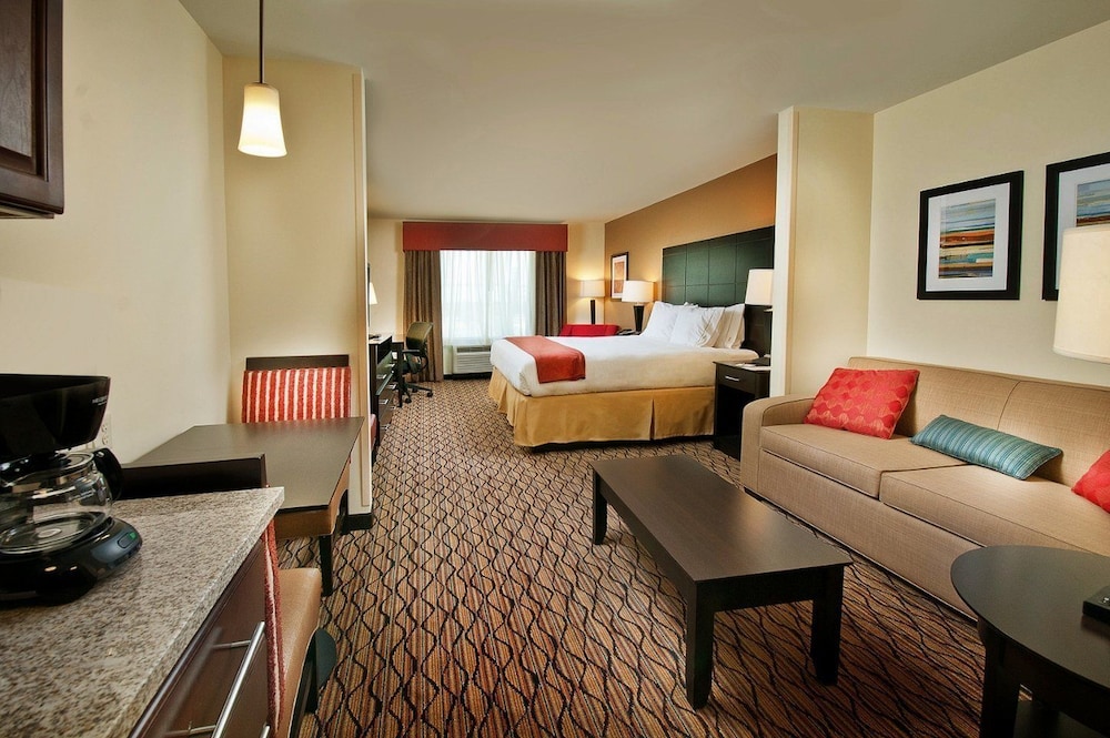 holiday inn express hotel and suites pearsall by ihg