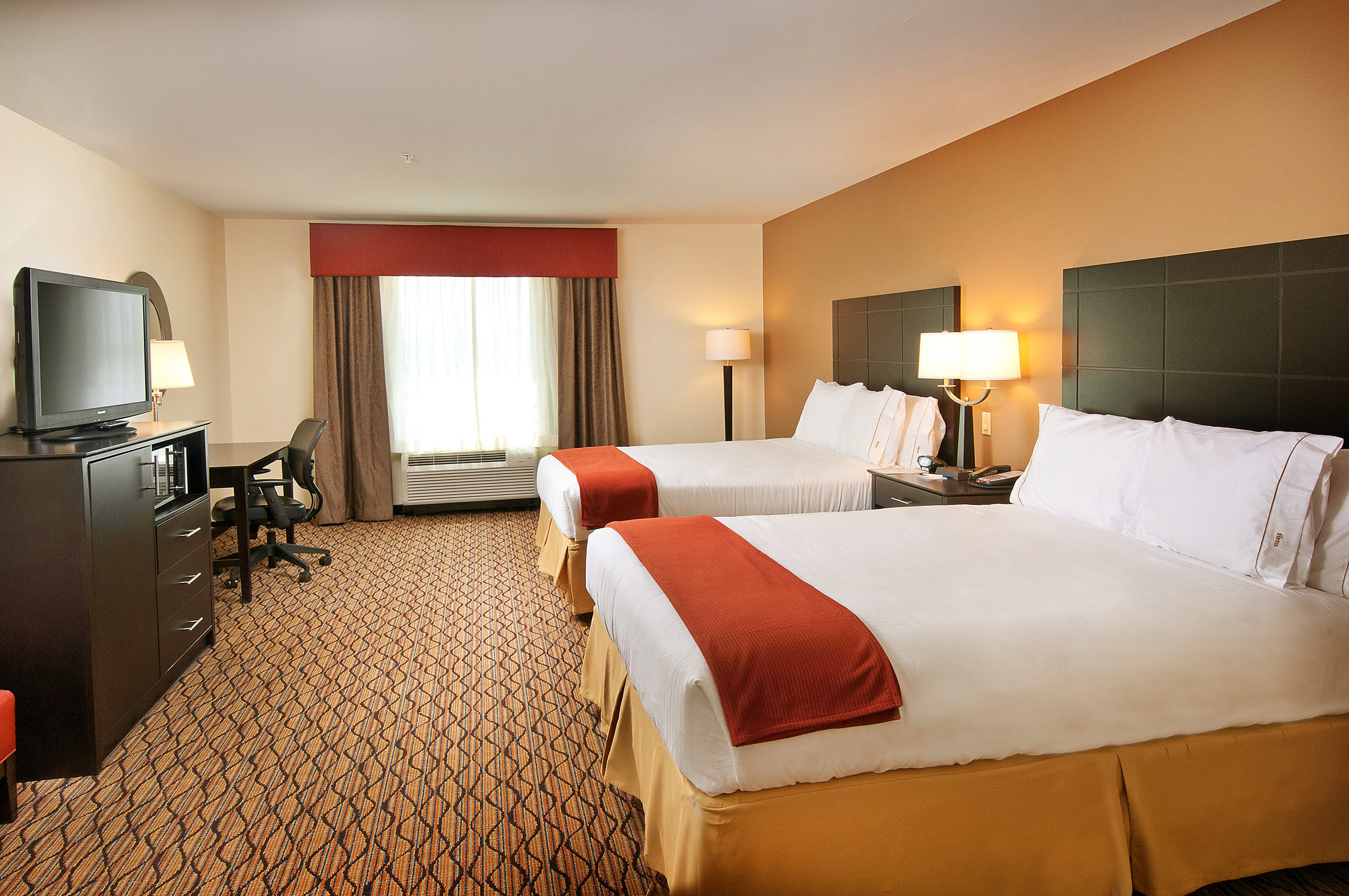 holiday inn express hotel and suites pearsall by ihg