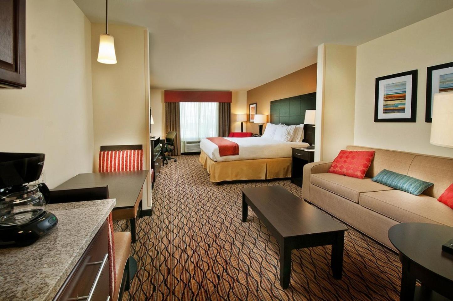 holiday inn express hotel and suites pearsall by ihg