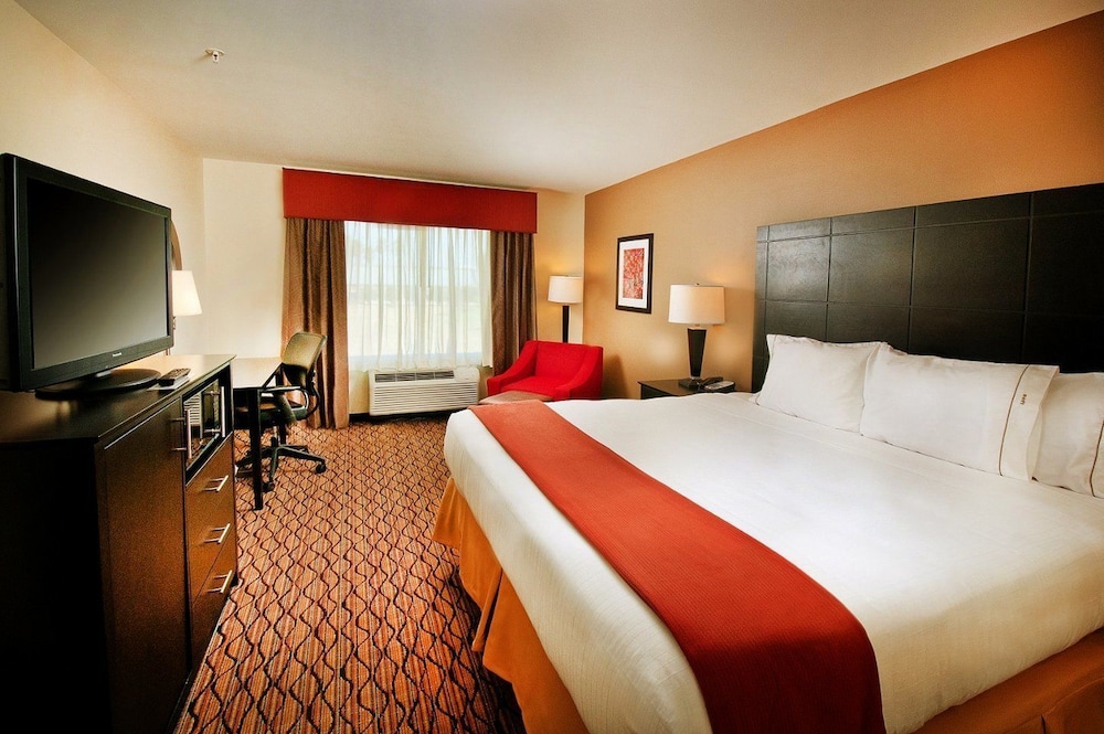 holiday inn express hotel and suites pearsall by ihg