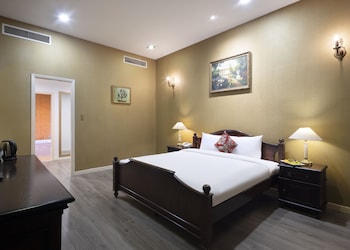 hidden mansions saigon resort