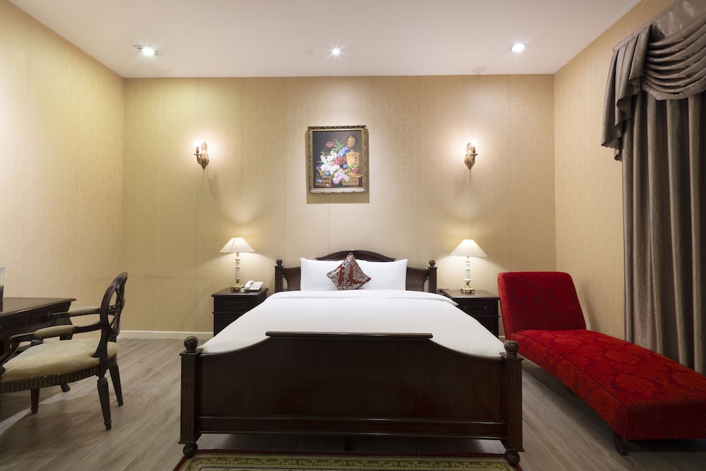 hidden mansions saigon resort