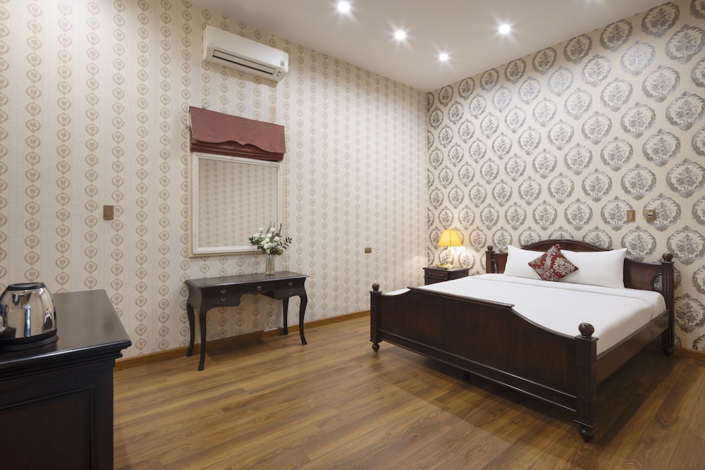 hidden mansions saigon resort