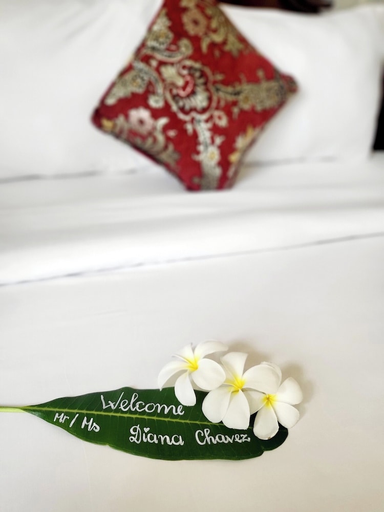 hidden mansions saigon resort