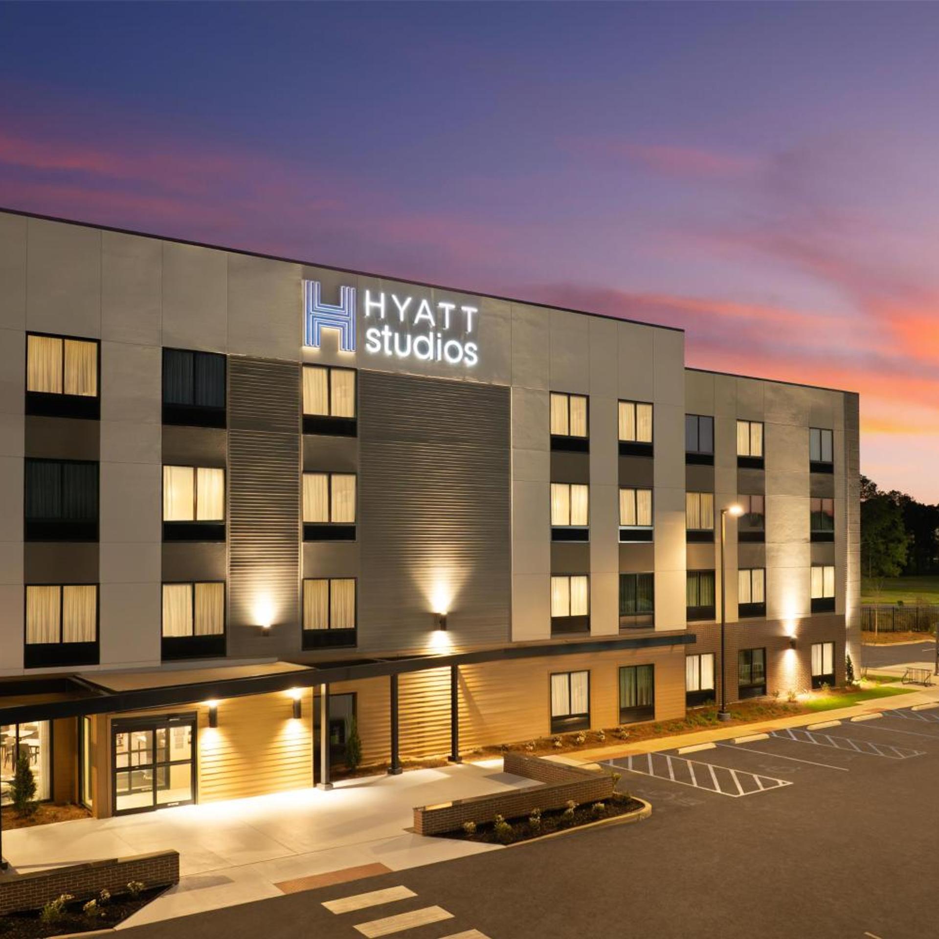 hyatt studios mobile tillmans corner