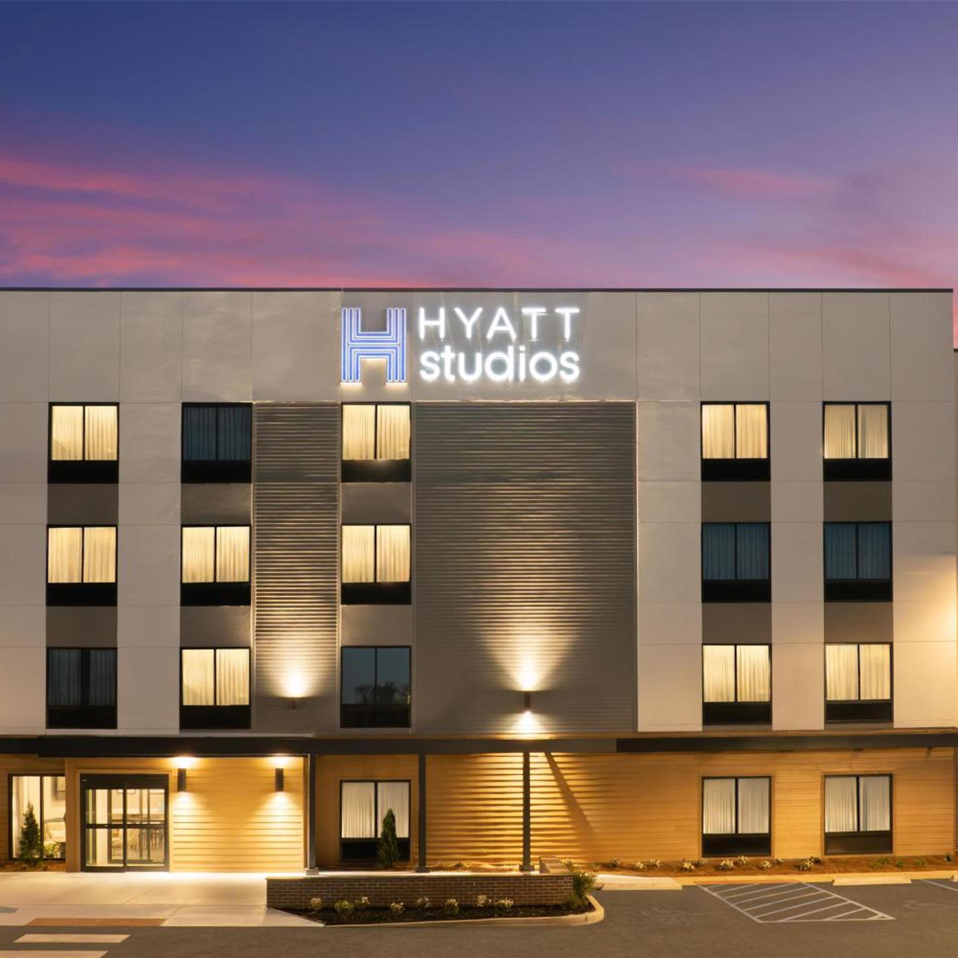 hyatt studios mobile tillmans corner