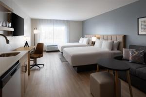hyatt studios mobile tillmans corner