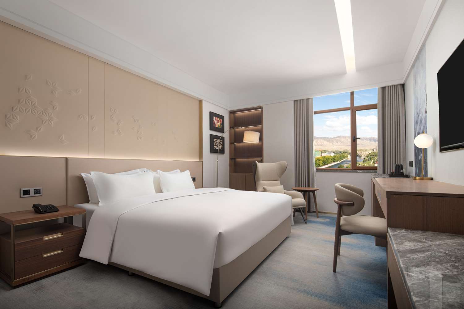 doubletree by hilton altay fuyun