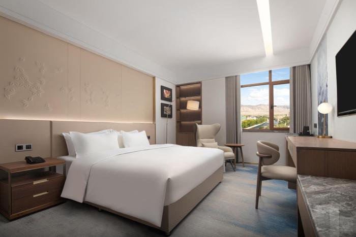 doubletree by hilton altay fuyun