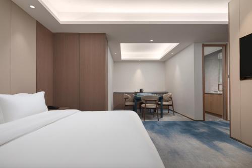 doubletree by hilton altay fuyun