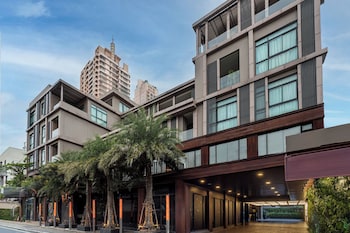 Metropolis Suites Bangkok, Tapestry Collection By Hilton,,4 star