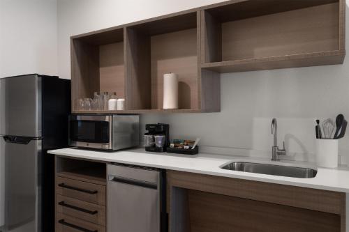 home2 suites by hilton austin south i 35