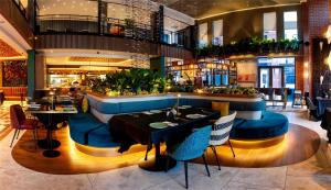 canopy by hilton cape town longkloof