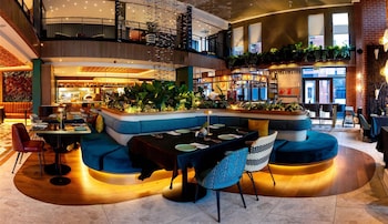 canopy by hilton cape town longkloof