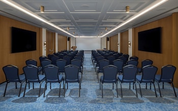 altunizade suites istanbul curio collection by hilton