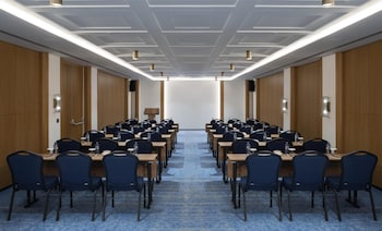 altunizade suites istanbul curio collection by hilton