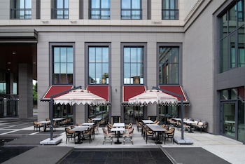 altunizade suites istanbul curio collection by hilton