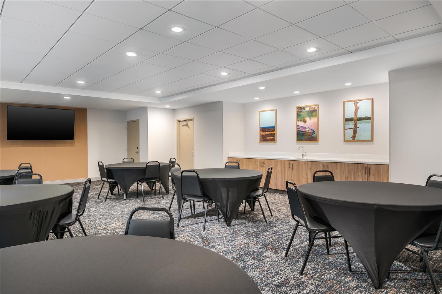 hampton inn and suites alpena