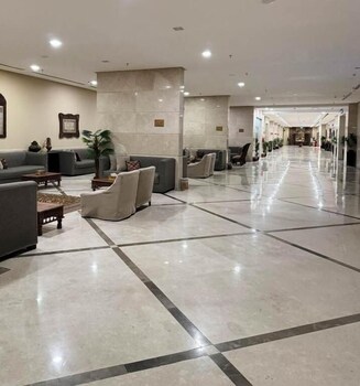 hussein beyari hotel