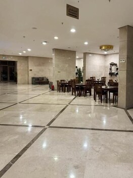 hussein beyari hotel