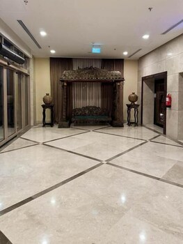 hussein beyari hotel