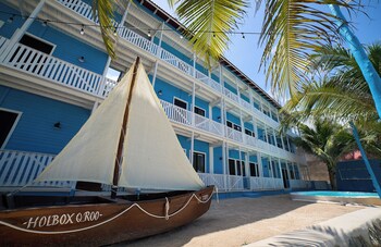 el faro by ool hotels