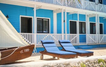 el faro by ool hotels