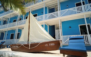 el faro by ool hotels