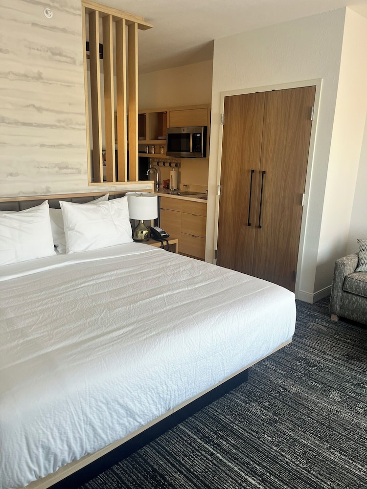 towneplace suites by marriott cincinnati oakley