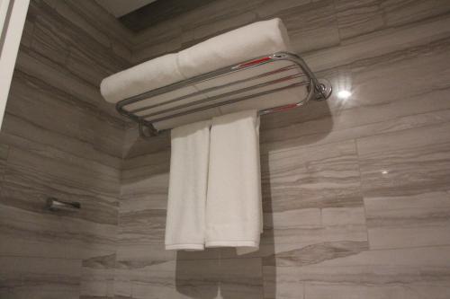 kandy myst by cinnamon