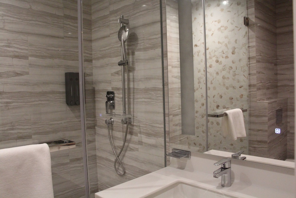 kandy myst by cinnamon