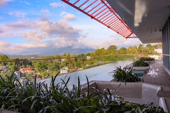 kandy myst by cinnamon