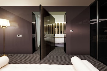 jeongseon js grand palace hotel