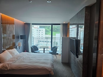 jeongseon js grand palace hotel
