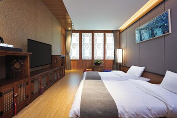 jeongseon js grand palace hotel