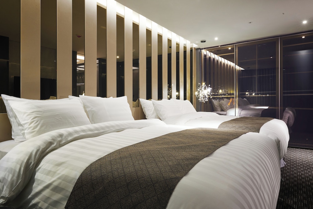 jeongseon js grand palace hotel
