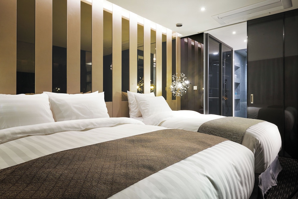 jeongseon js grand palace hotel